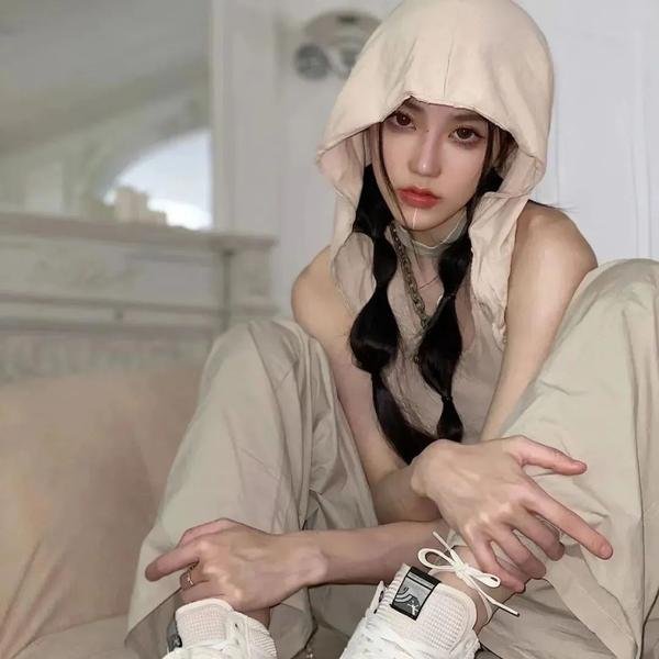 向下扭曲