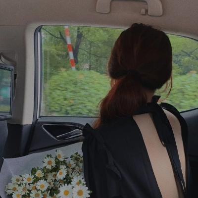 卡美娜万岁